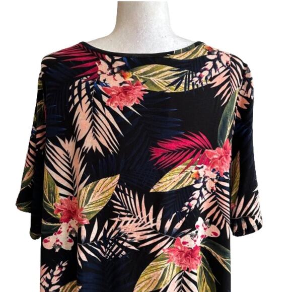 Avenue Top Black Liv Tropical Print Pleat Short Sleeve Tunic Plus Size 20 NEW - Picture 7 of 15